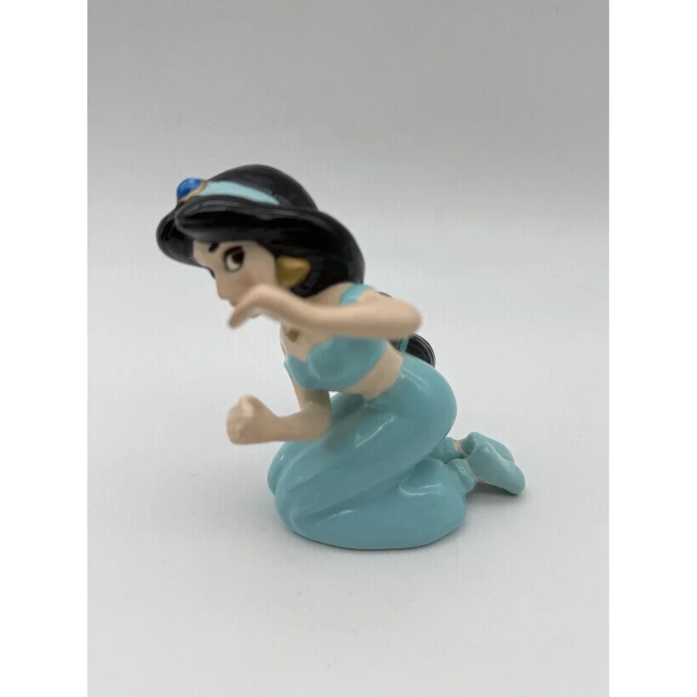 Walt Disney Company Jasmine and Rajah Porcelain Figurines Hand-Painted Malaysia